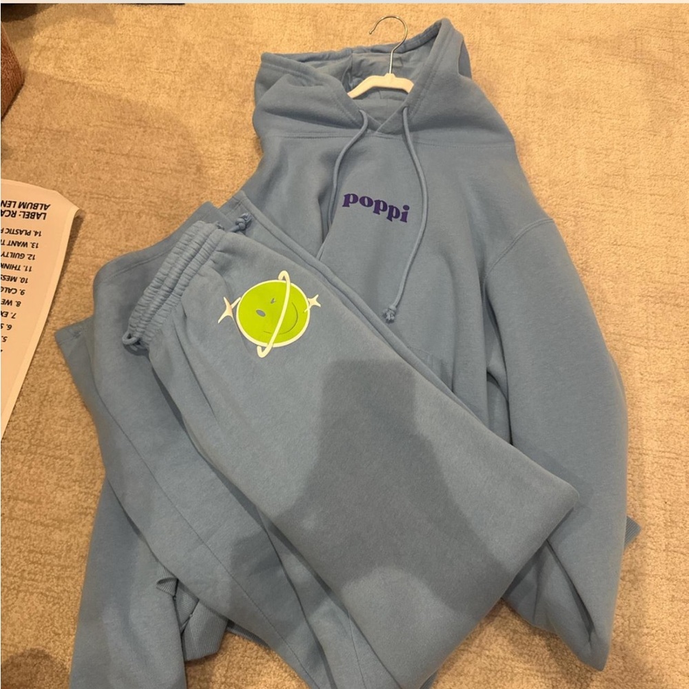 Target Blue Hoodie and Sweatpants Set with Green Graphic